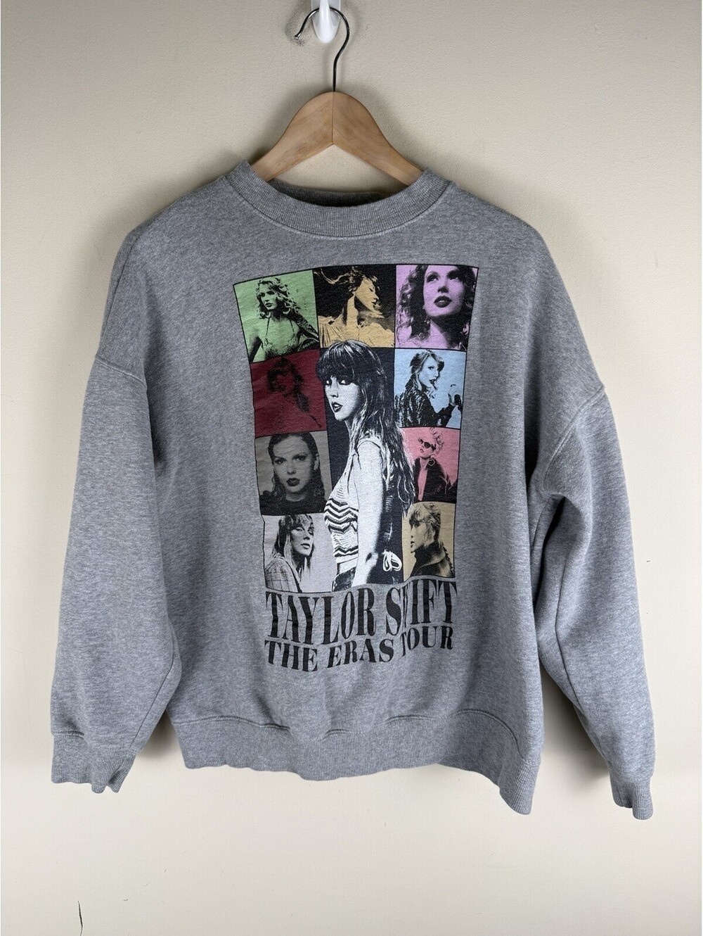 Taylor Swift Exclusive The Eras Tour Merch Gray Graphic Crewneck Sweatshirt Med.